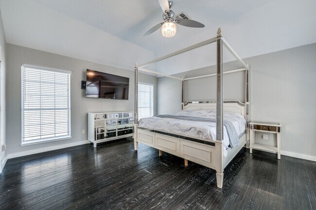 Building Photo - 4308 Boca Raton Dr