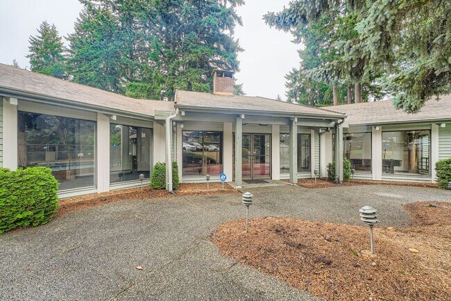 Building Photo - Top-Floor 1Bed/1Bath Apartment in Federal ...