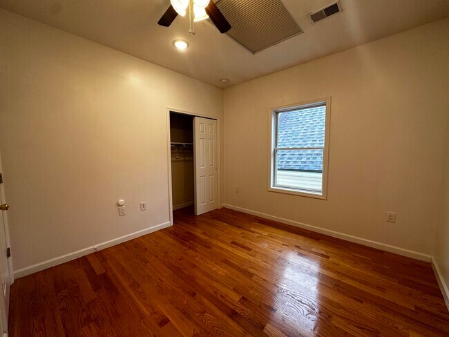 Building Photo - 134 Bostwick Ave