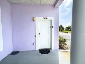 Building Photo - 3137 Sun Lake Ct