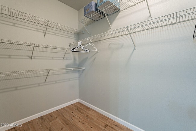 Building Photo - 5335 E Shea Blvd