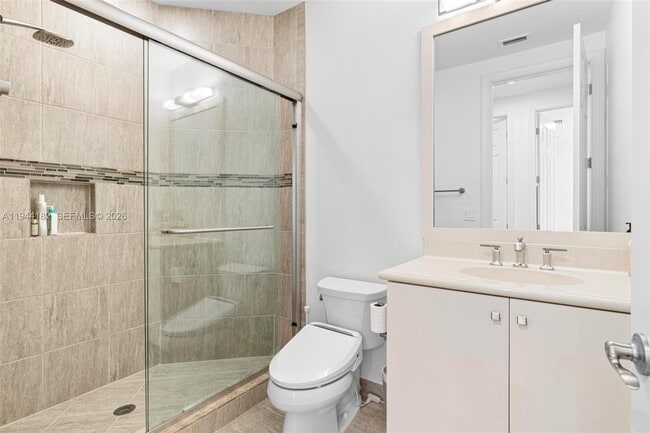 Building Photo - 10185 Cameilla St