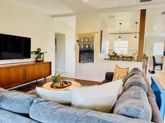 Building Photo - 143 S Lakewood Cir