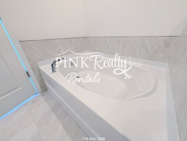 Building Photo - 3409 Fellowship Rd