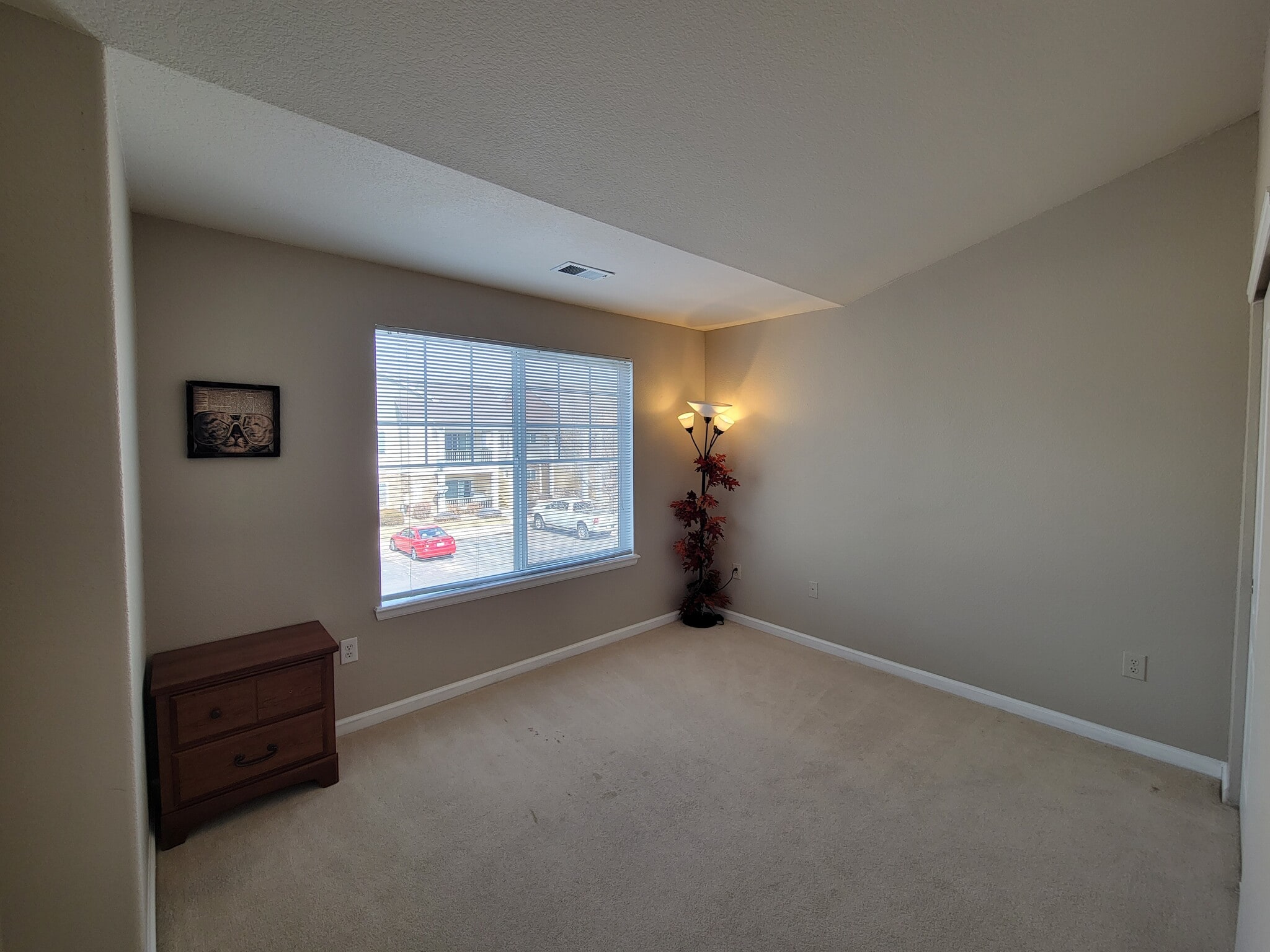 Building Photo - 4755 Hahns Peak Dr