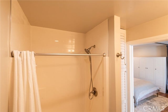 Building Photo - 327 3rd St