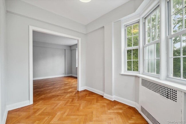 Building Photo - 45 Popham Rd