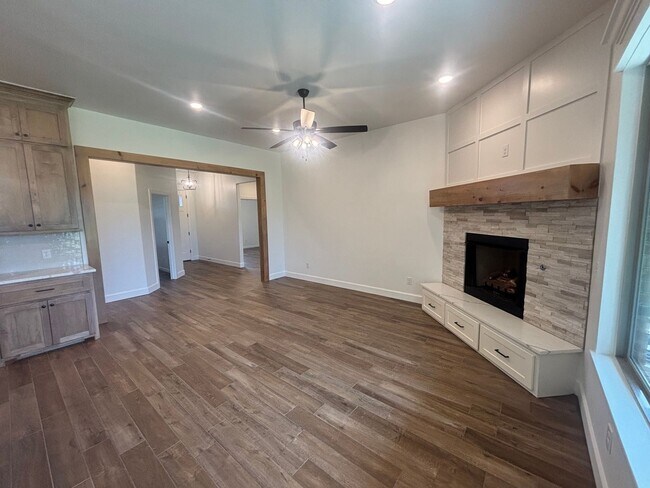 Building Photo - Wonderful 4 Bed 2 Bath Home in Norman