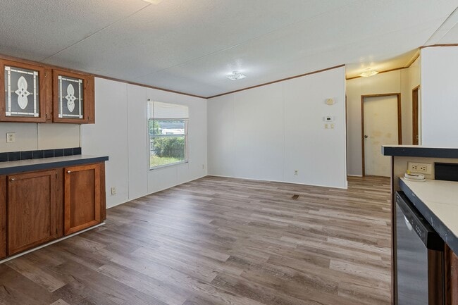 Building Photo - 183 Aquarius Rd