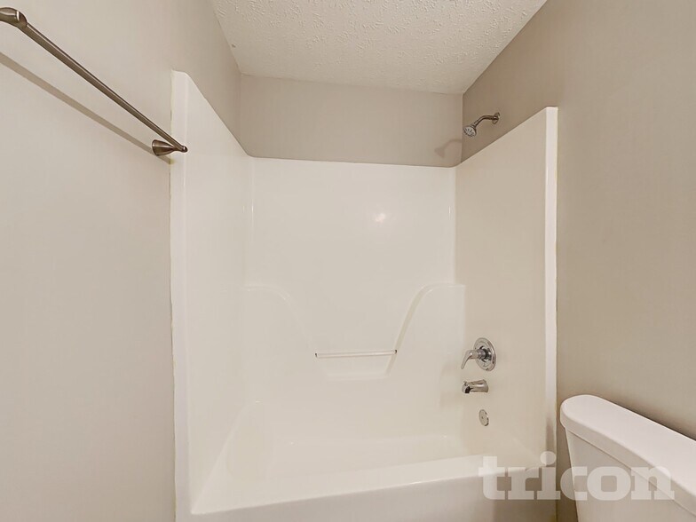 Building Photo - 257 Indian Park Dr