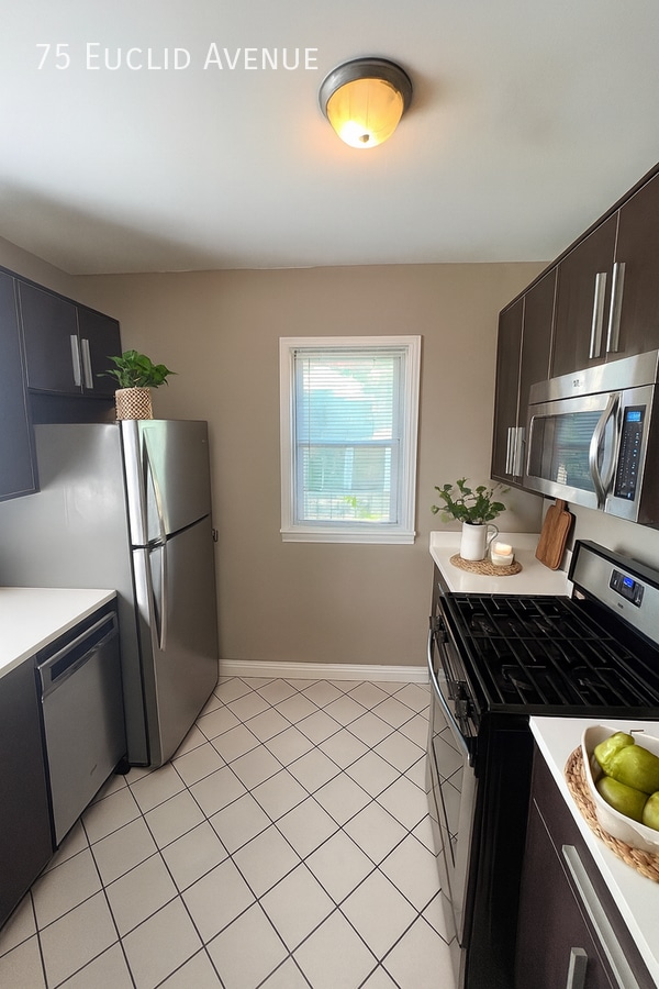 Building Photo - 75 Euclid Ave