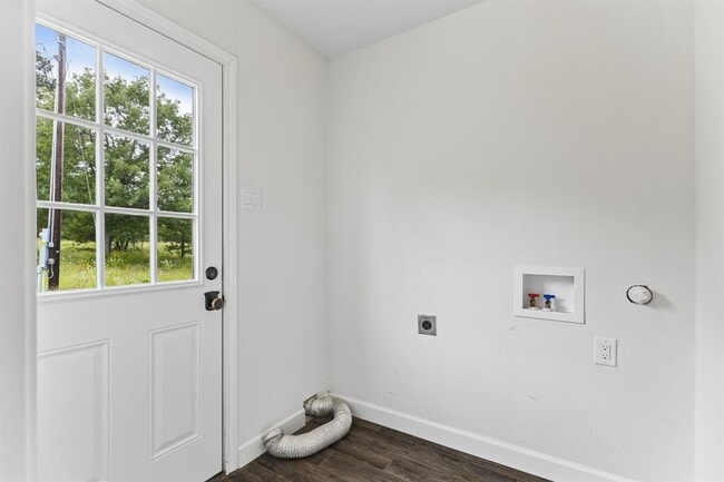 Building Photo - 364 Ponderosa Loop