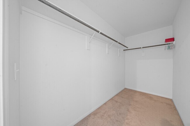 Building Photo - 7306 Heath Knl Ln
