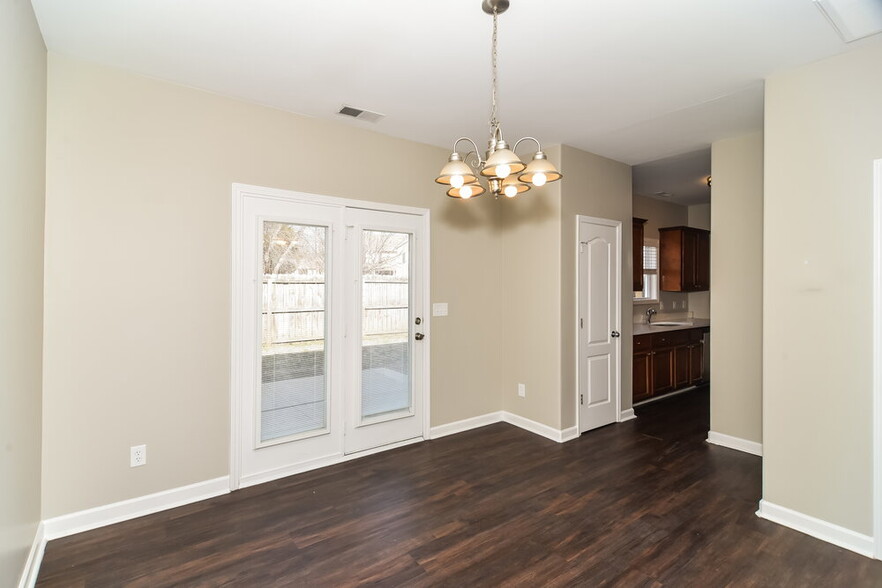 Building Photo - 4979 Morning Dove Ln