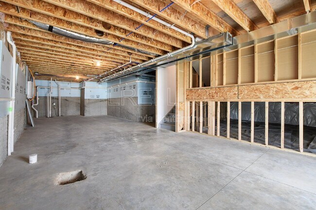 Building Photo - 9211 Tamarack Grove Ln