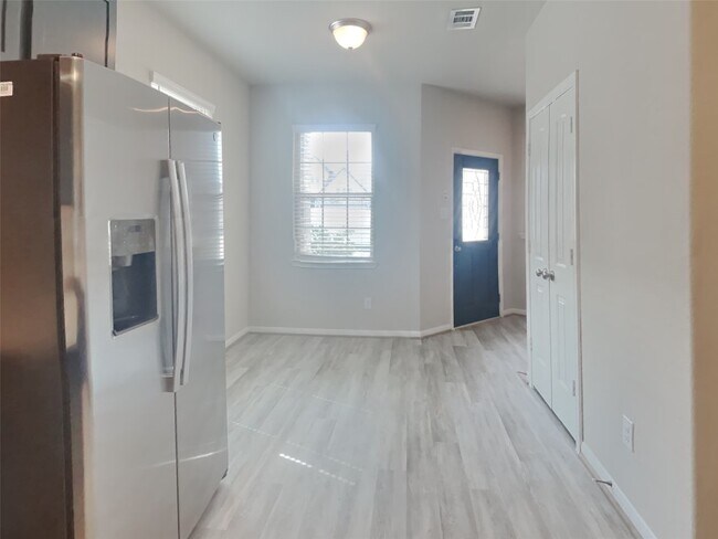 Building Photo - 23114 Birmingham Grv Ln