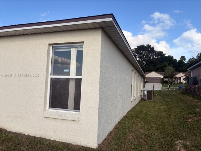 Building Photo - 608 Gentle Breeze Dr