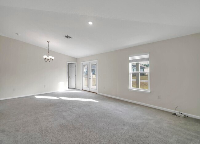 Building Photo - 10 Riverwalk Xing