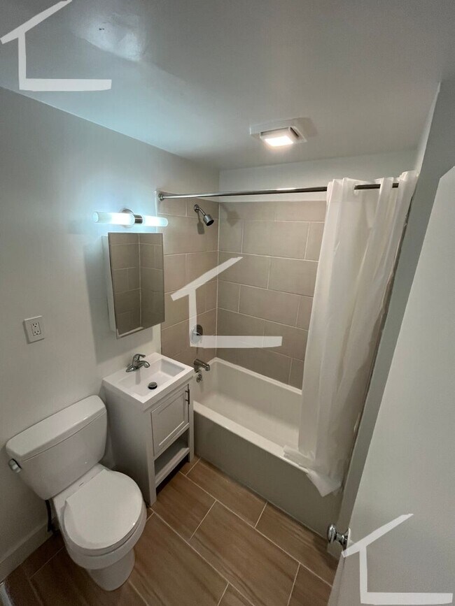 Building Photo - 568 Massachusetts Ave