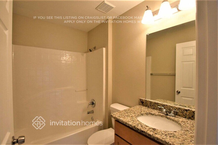 Building Photo - 1164 St Tropez Ct