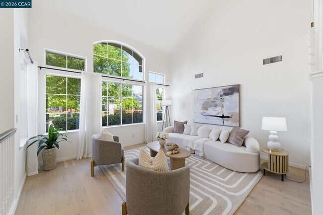 Building Photo - 601 Ambience Way