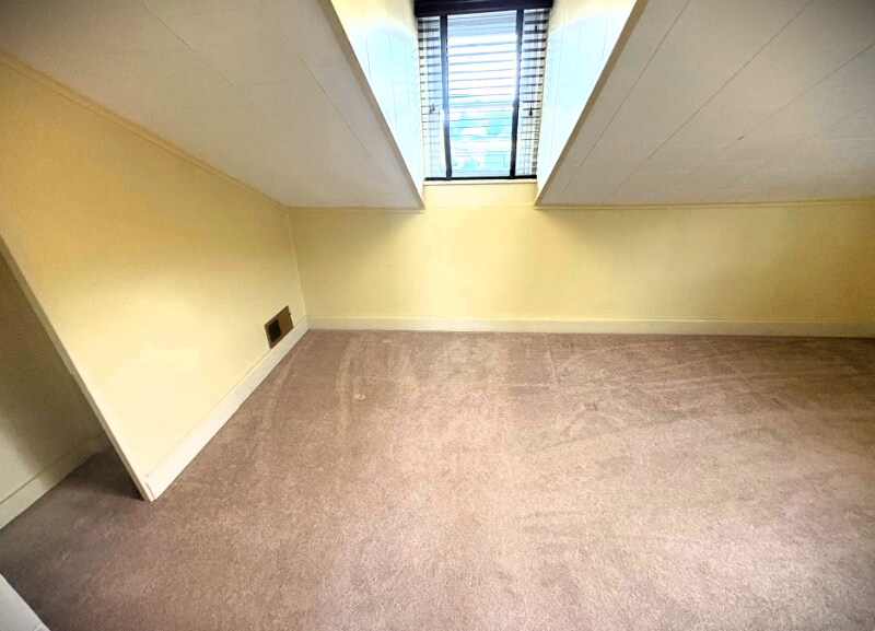 Building Photo - 3 E 3rd Ave