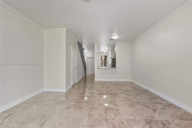 Building Photo - 810 NE 212th Terrace