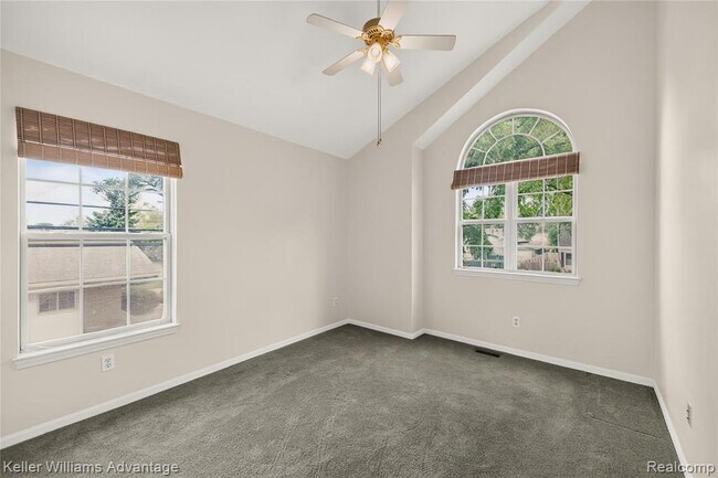 Building Photo - 1360 Camden St
