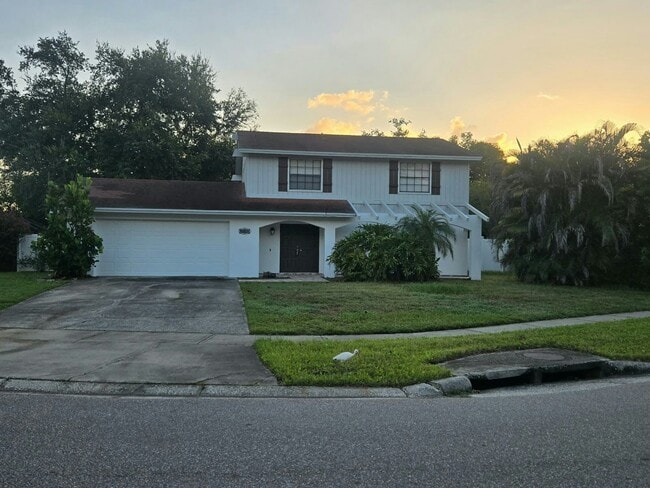 Building Photo - 4901 Dewey Rose Ct