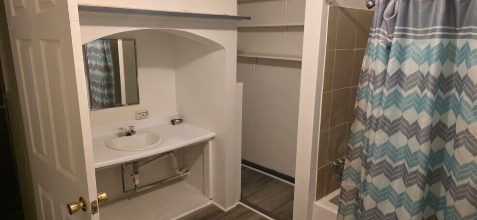 Second bathroom - 68 N 13th St