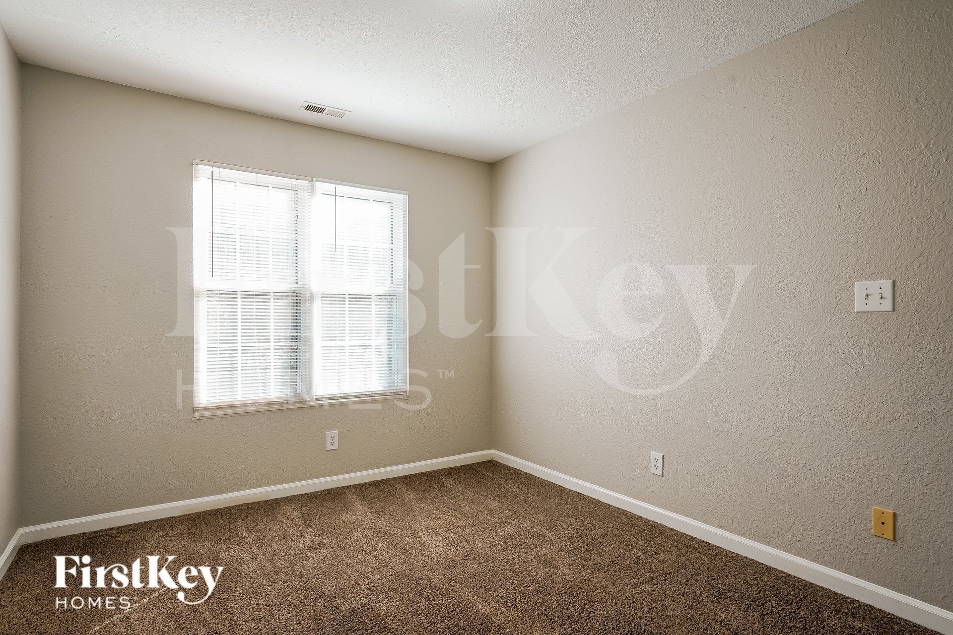 Building Photo - 3501 Donner Trail