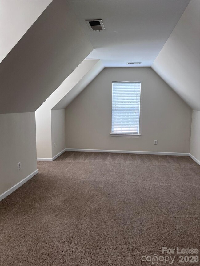 Building Photo - 2340 Wexford Way