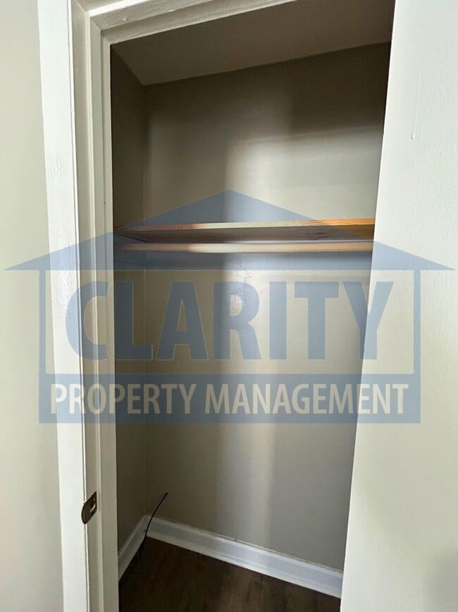 Building Photo - 3775 SE Forest Dr