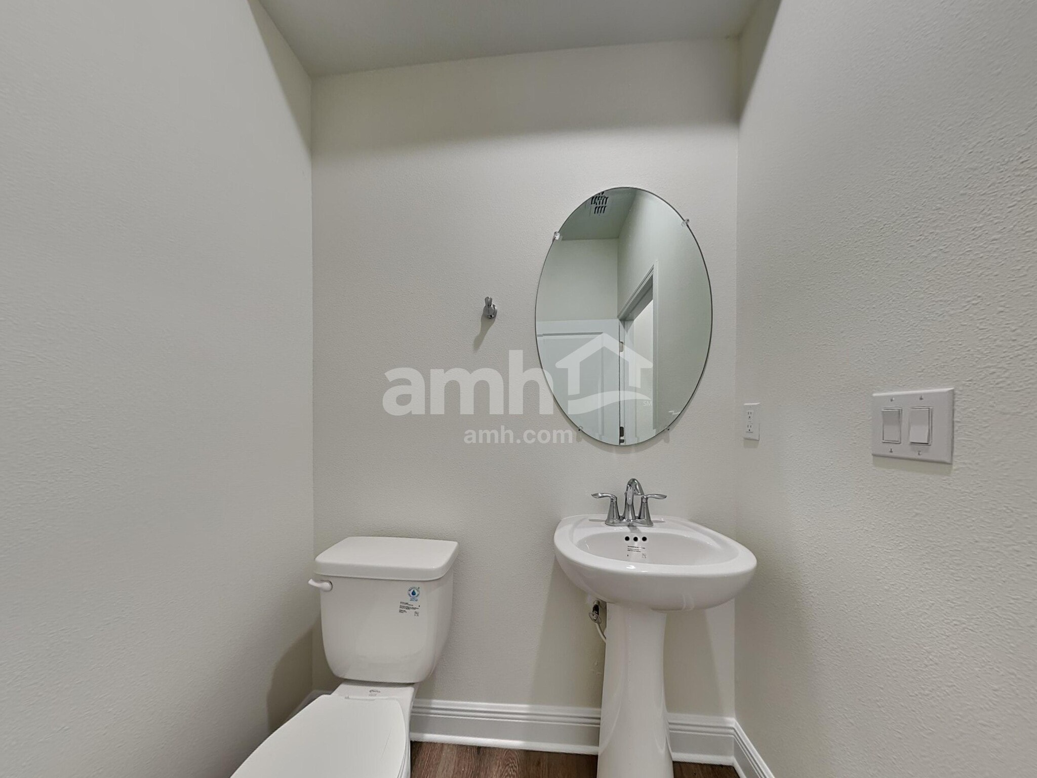 Building Photo - 27212 St Andrews Ave