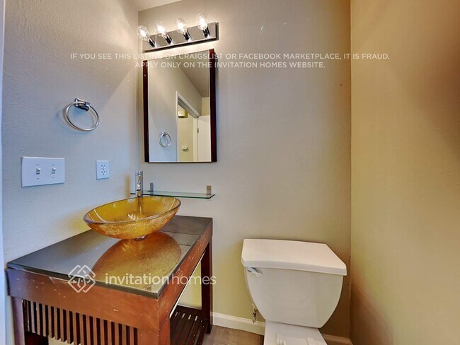 Building Photo - 6215 90th St Ct E