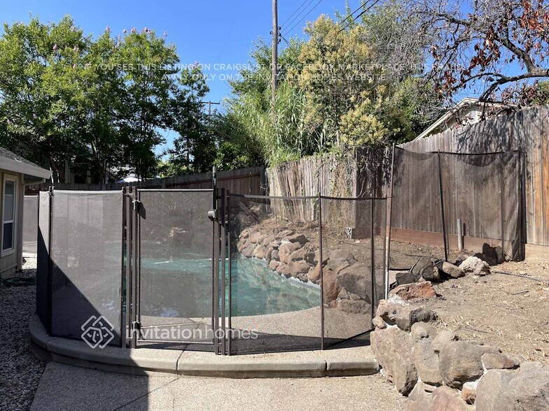 Building Photo - 5232 Hickory Hill Ct