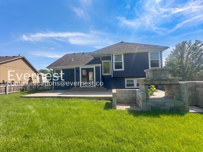 Building Photo - 1902 Brent Ln