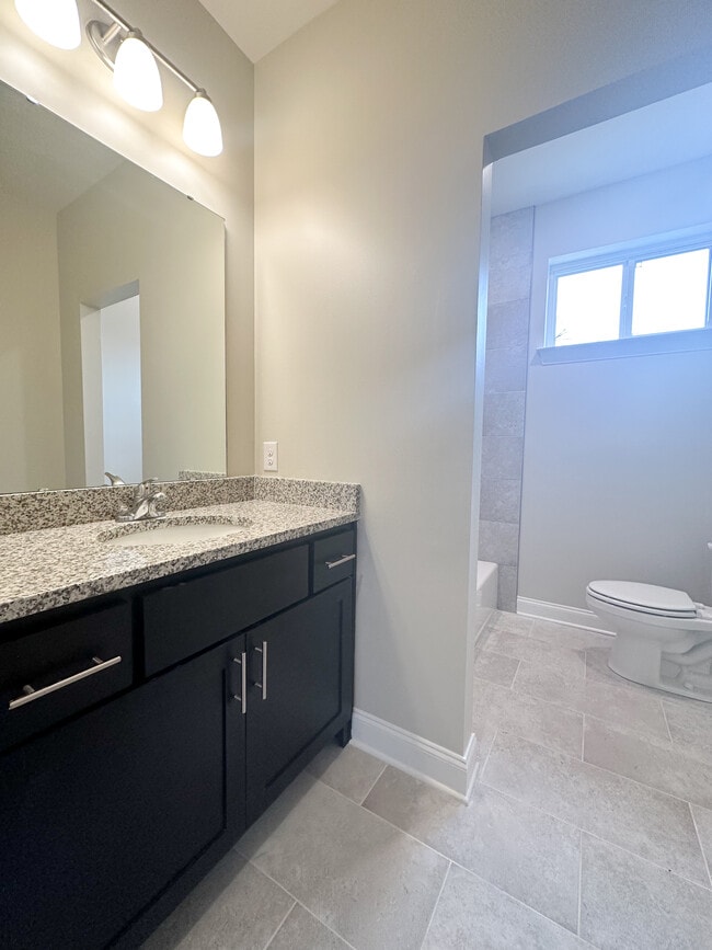 Building Photo - 5214 Donlyn Ln