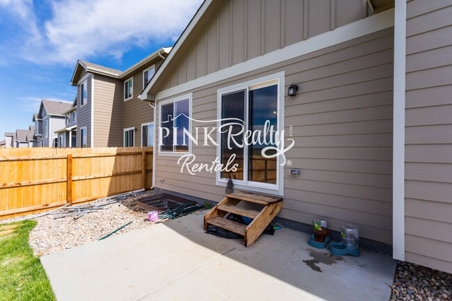 Building Photo - 10716 Ridgepole Dr