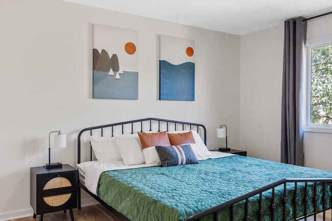 Building Photo - 204 Washington Park Blvd