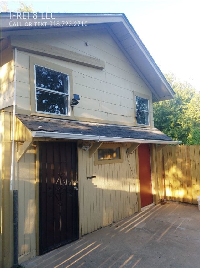 Building Photo - 415 E Oklahoma St