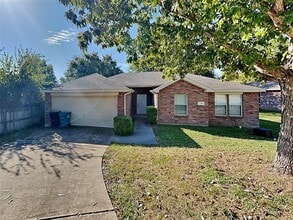 Building Photo - 3308 Pres Ct