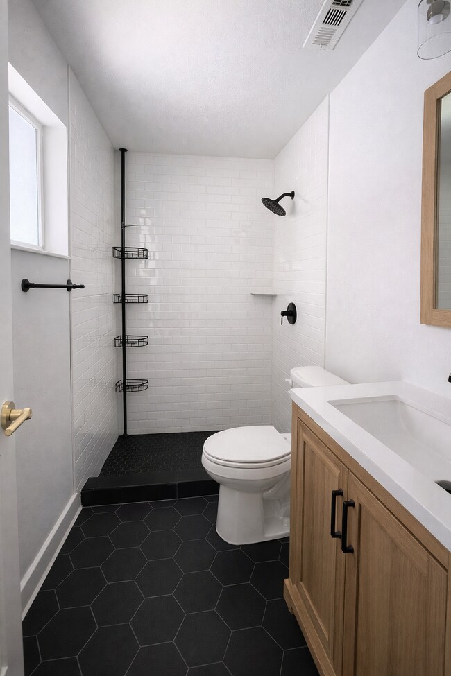 Building Photo - 8127 Chesebro Ave