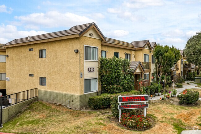 Building Photo - Monrovia Villas Apartments