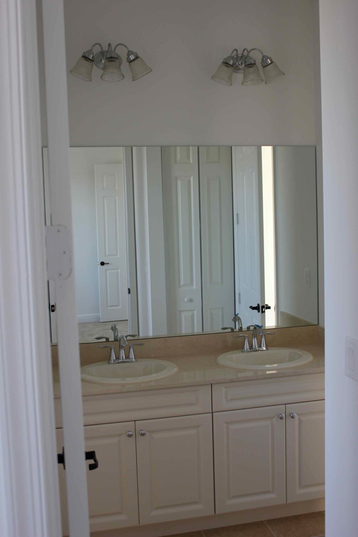 Building Photo - 3396 Northwest 83rd Way