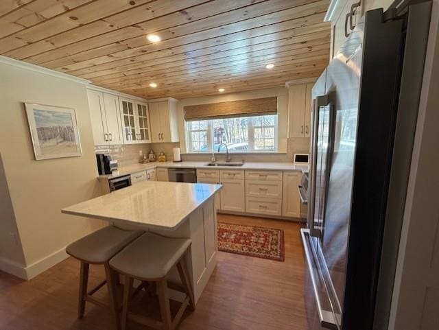 Building Photo - 14 Lake Ave