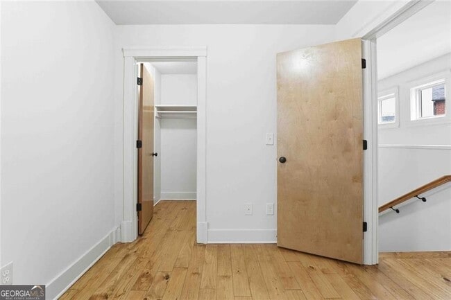 Building Photo - 501 Ridge View Crossing