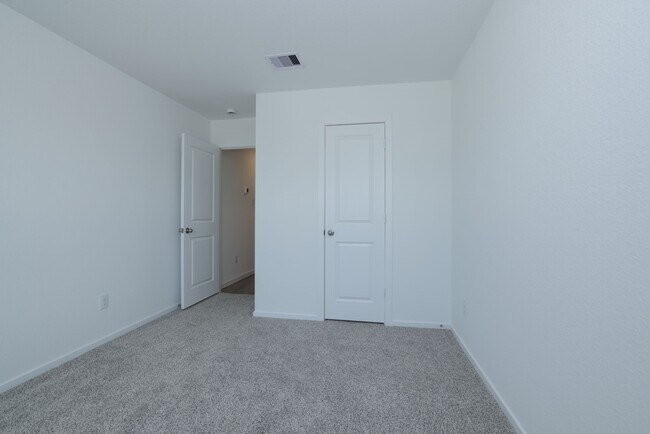Building Photo - 40618 Balsam Run Ln