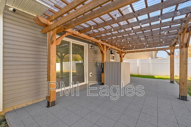 Building Photo - 3815 Harvest Ridge