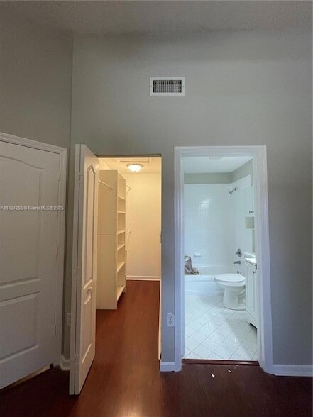 Building Photo - 14124 SW 121st Pl